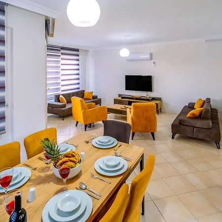 Villa With Shared Pool And Sea View In Seydikemer *